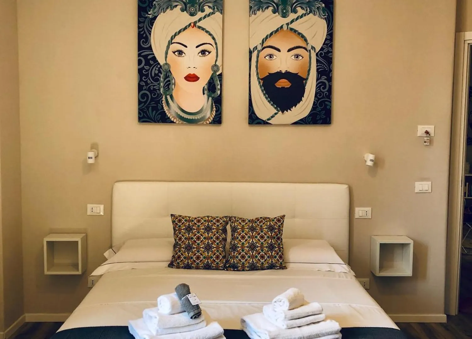 Taormina Center Private Rooms By Fragranza Di Sicilia Italy